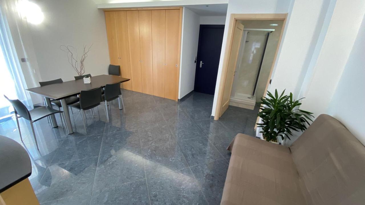 Blu Residence - Hotel Nel Salento Casarano Buitenkant foto
