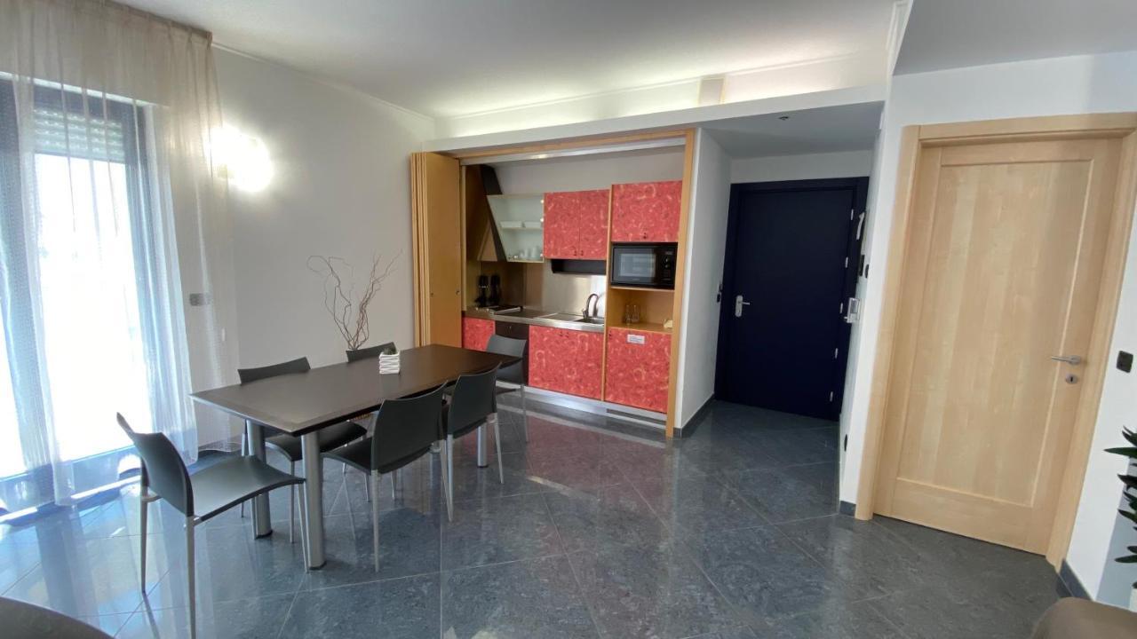 Blu Residence - Hotel Nel Salento Casarano Buitenkant foto