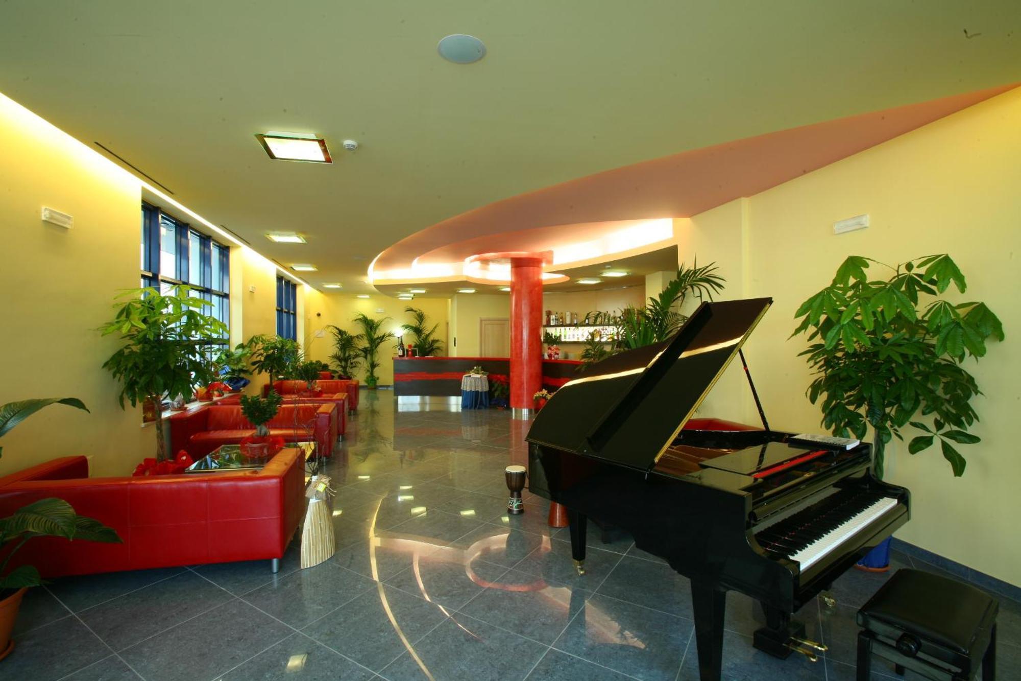 Blu Residence - Hotel Nel Salento Casarano Buitenkant foto