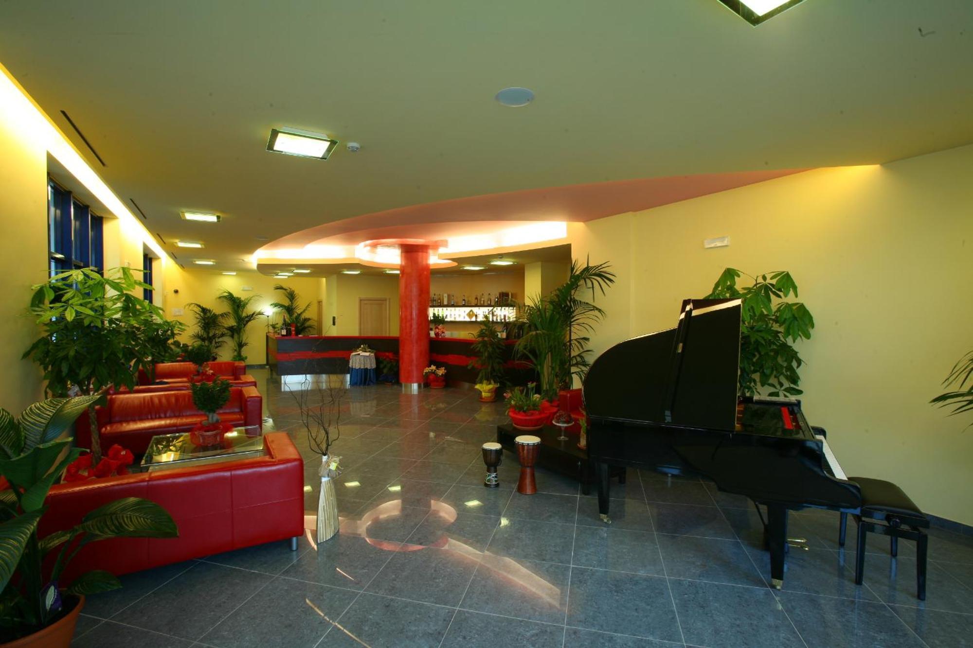 Blu Residence - Hotel Nel Salento Casarano Buitenkant foto