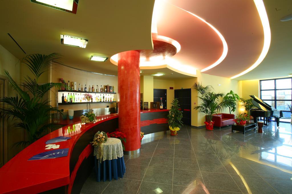 Blu Residence - Hotel Nel Salento Casarano Buitenkant foto
